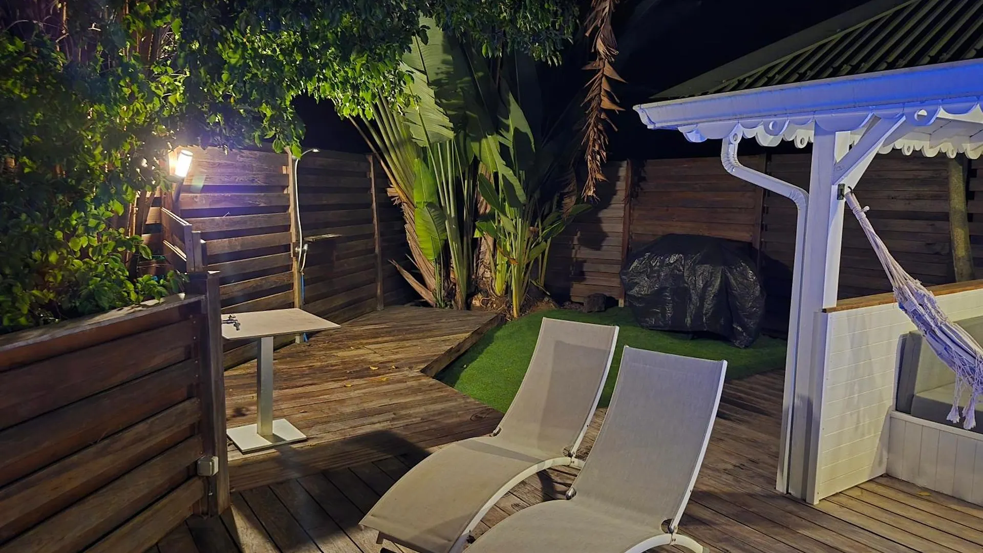Villa Cannelle, Piscine, Vue Mer Deshaies Guadeloupe